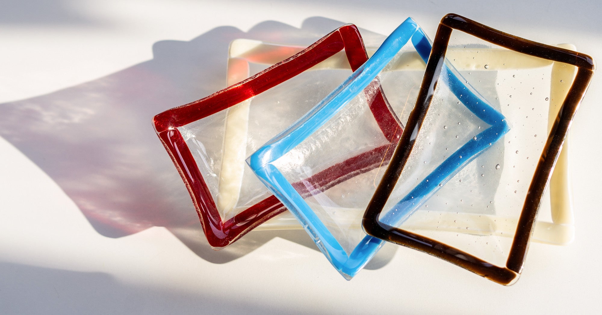 Plateau en verre – Bordure noire