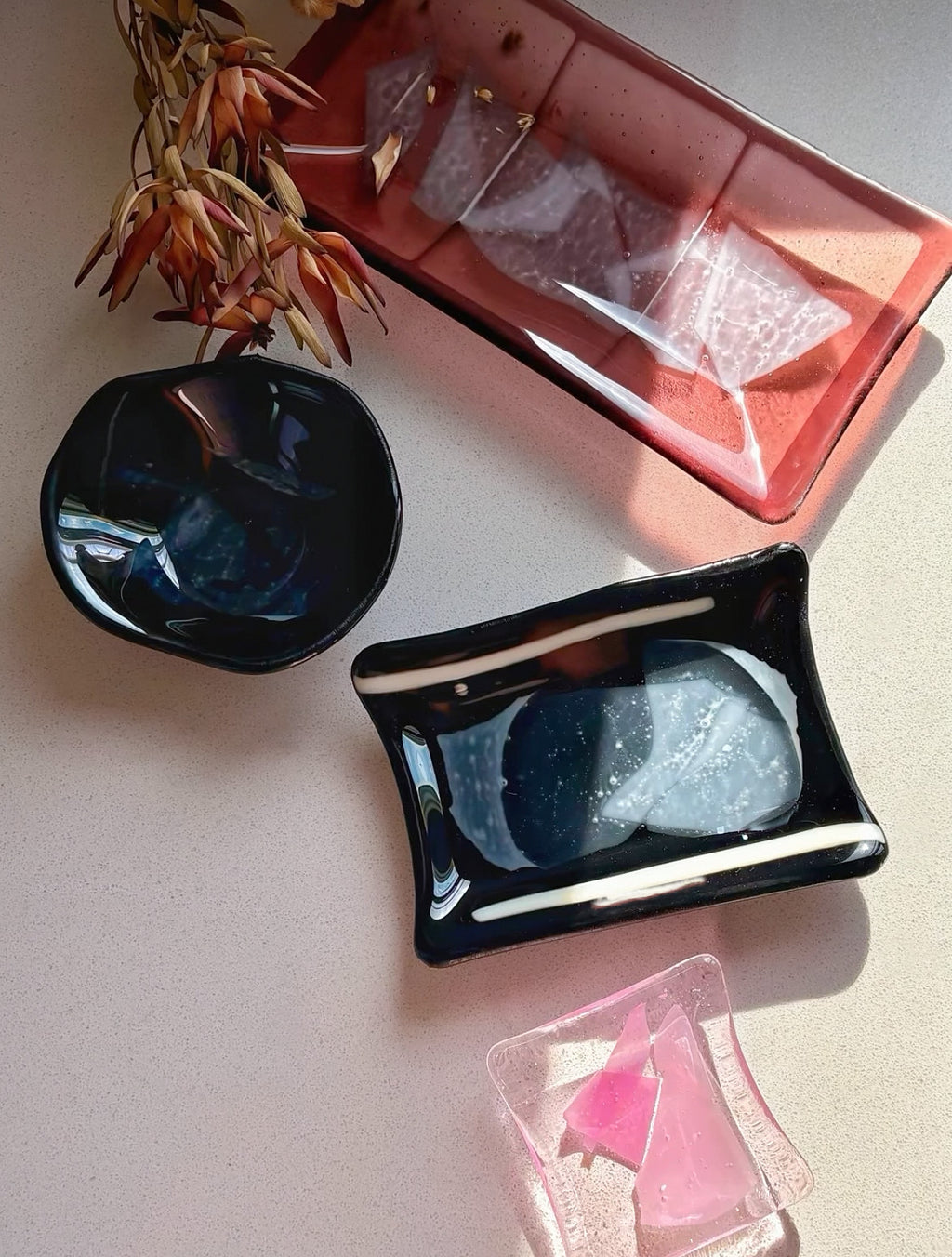 Nebulae rectangular tray – plum glass